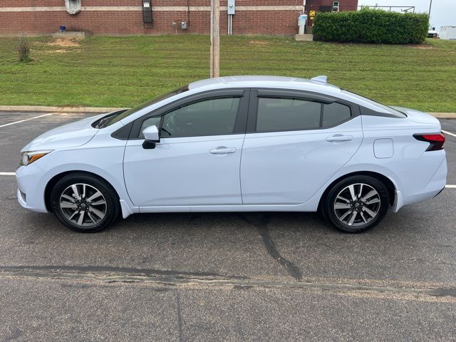 2025 Nissan Versa 1.6 SV CVT's photo