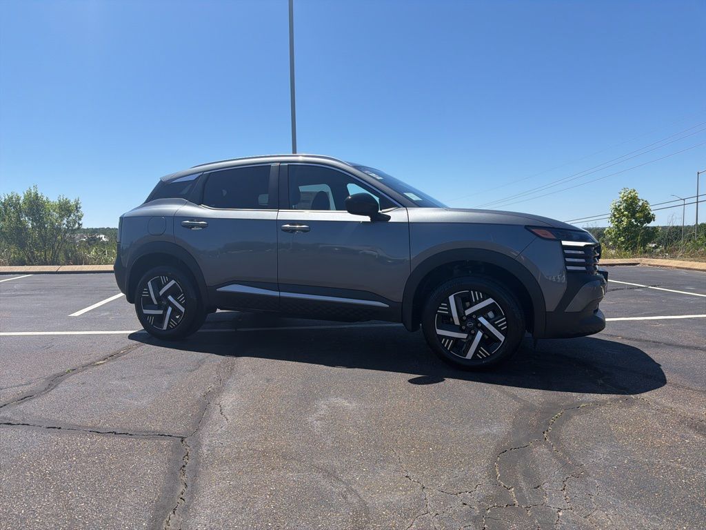 2026 Nissan Kicks 2.0 SV's photo