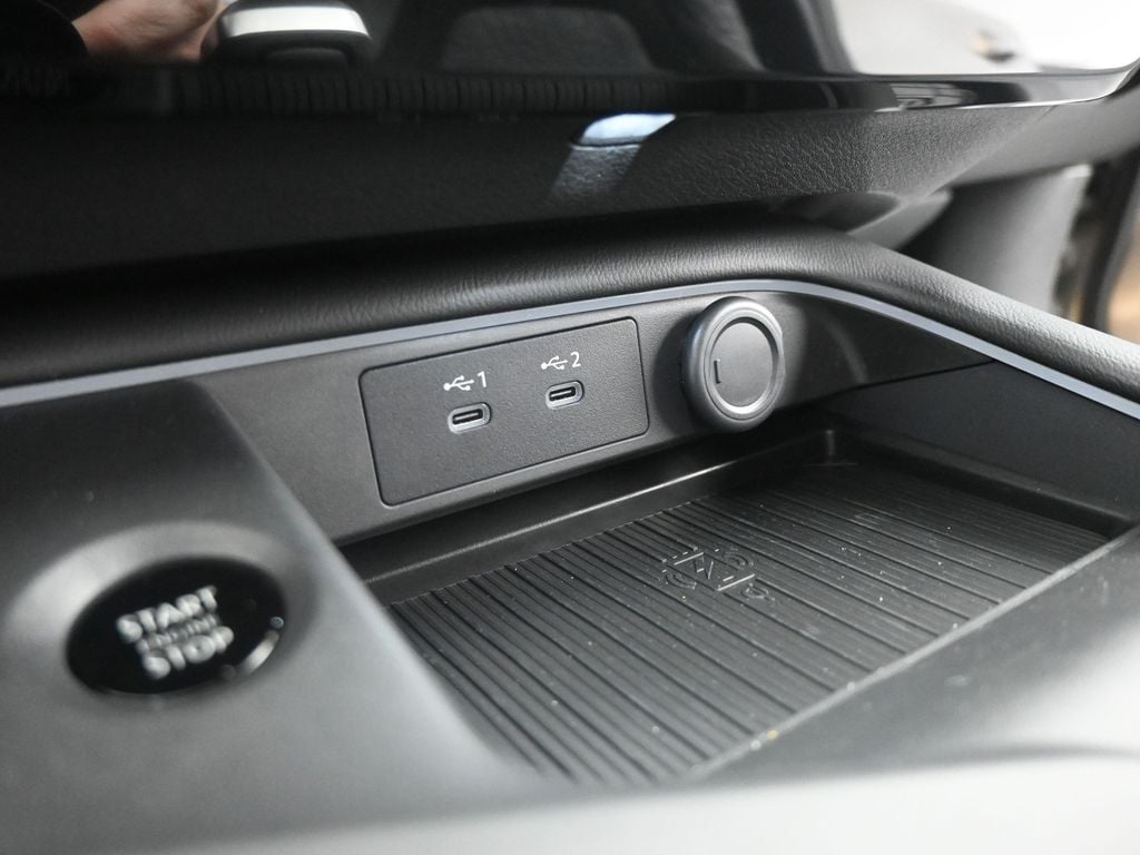 2026 Nissan Sentra SV - Photo 13