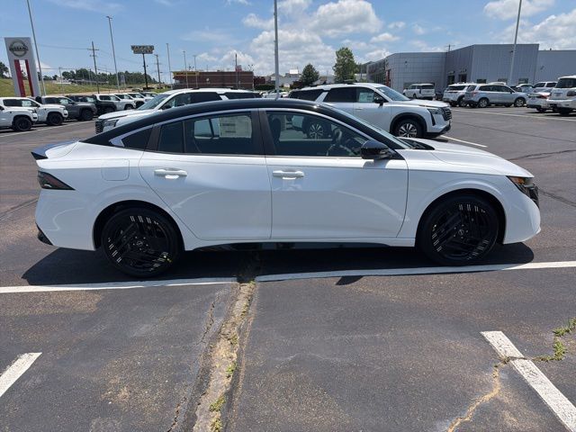 2026 Nissan Sentra SR CVT's photo