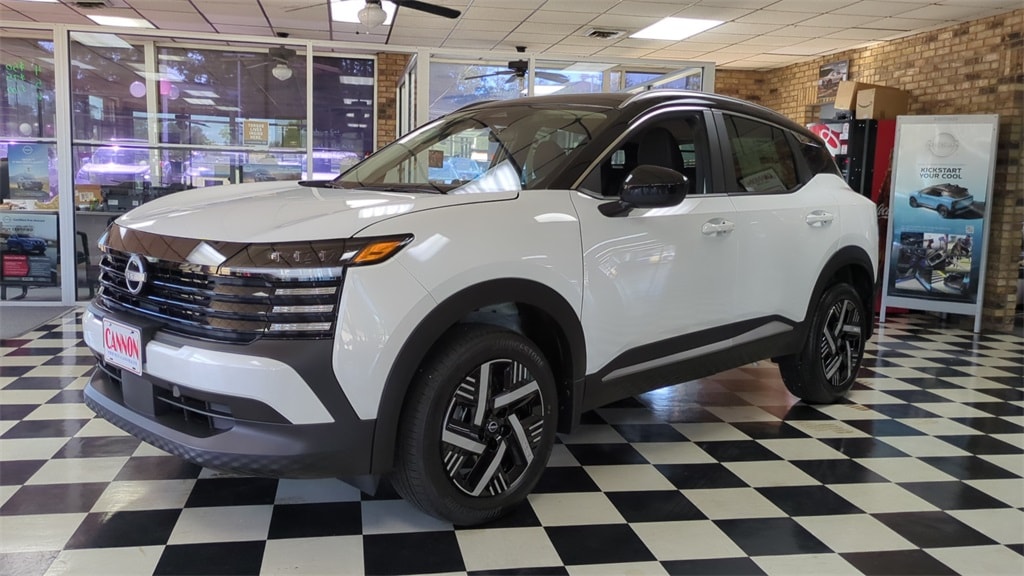 2026 Nissan KICKS SV's photo