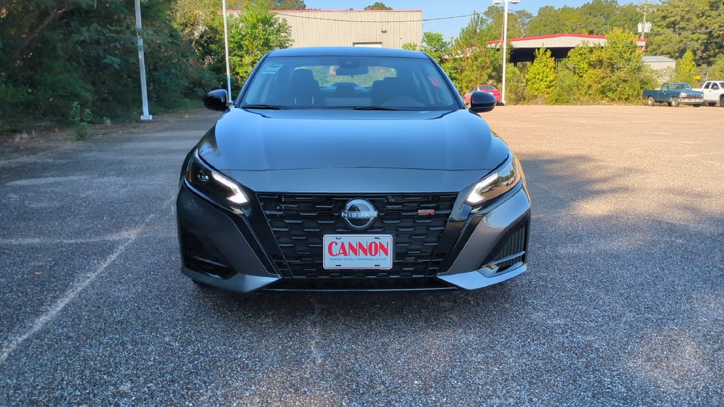 New 2026 Nissan Altima SR Sedan
