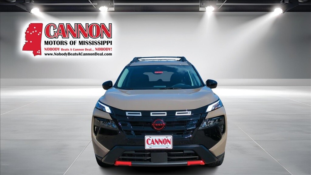 2026 Nissan Rogue SV photo 2