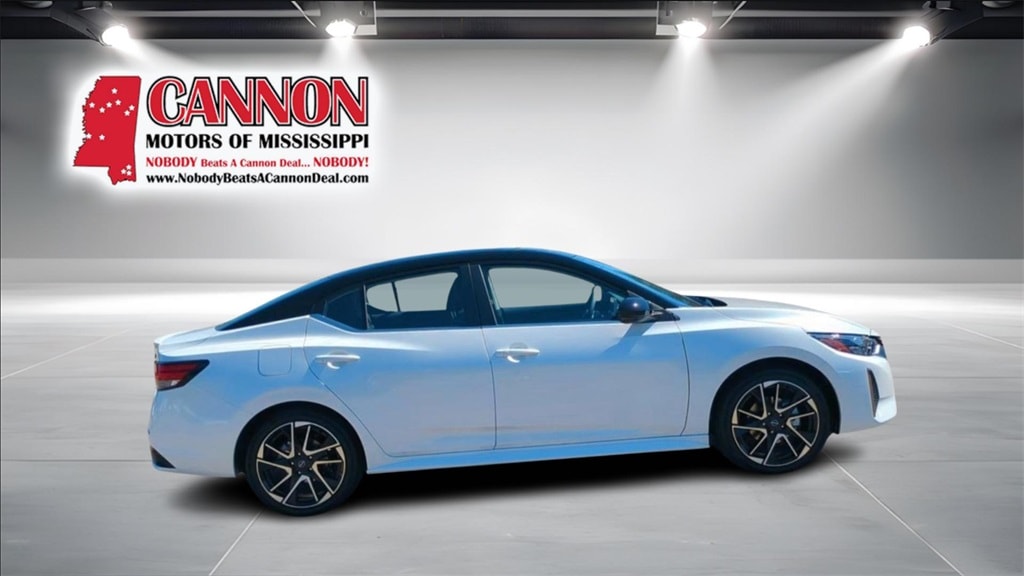 New 2025 Nissan Sentra SR Sedan