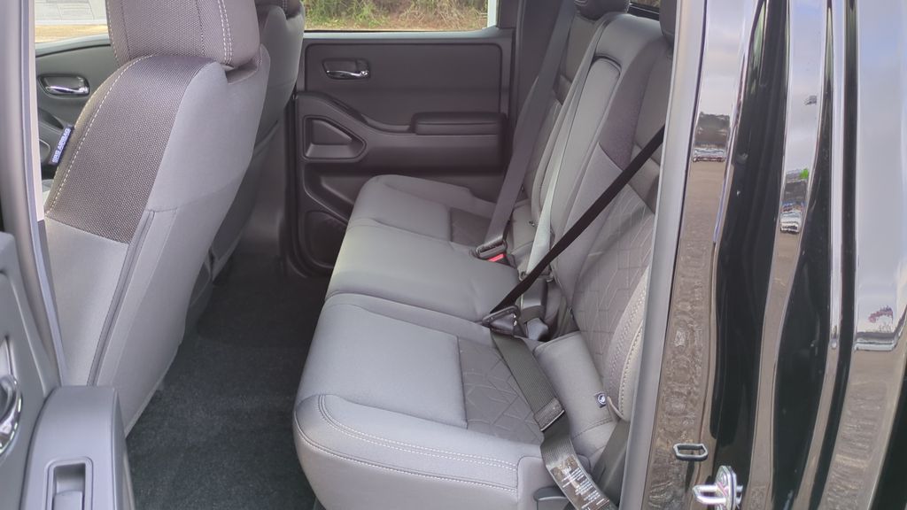 2026 Nissan Frontier SV - Photo 13