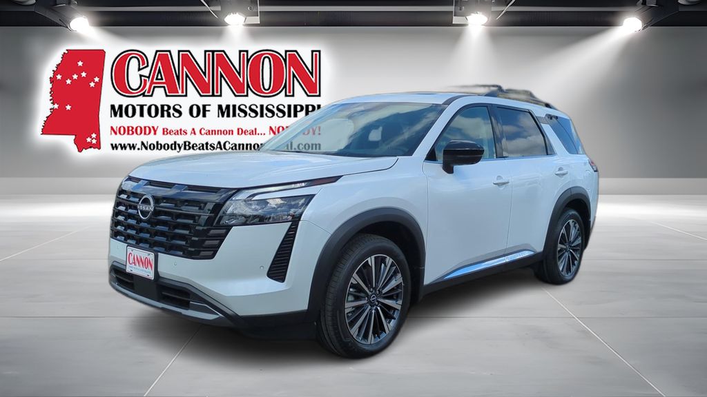 2026 Nissan Pathfinder Platinum 2WD's photo