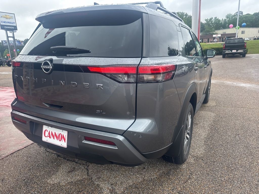 New 2026 Nissan Pathfinder SL SUV