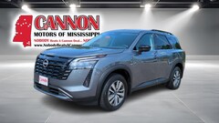 2026 Nissan Pathfinder SL SUV