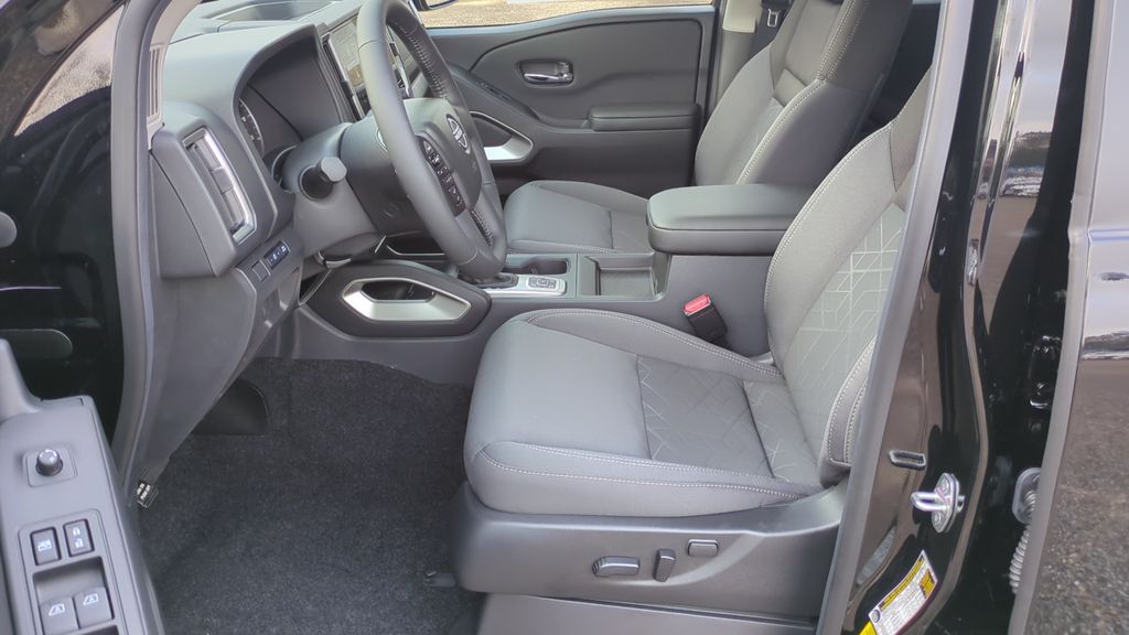 2026 Nissan Frontier SV - Photo 10