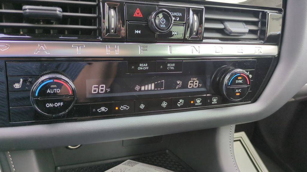 2026 Nissan Pathfinder SV - Photo 20