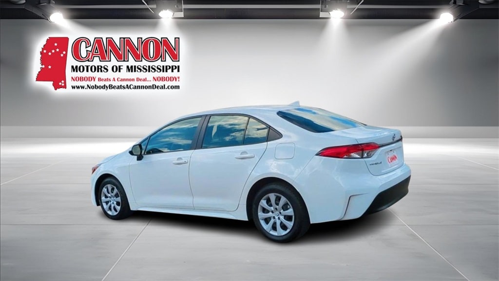 Used 2023 Toyota Corolla LE Sedan