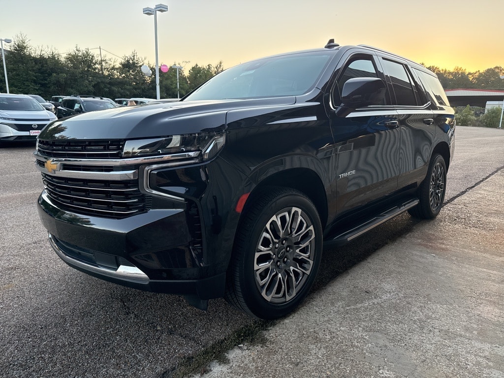 2023 Chevrolet Tahoe LT's photo