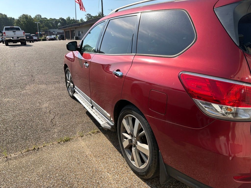 Used 2015 Nissan Pathfinder Platinum SUV