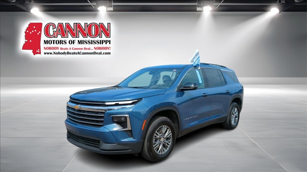 2025 Chevrolet Traverse LT's photo