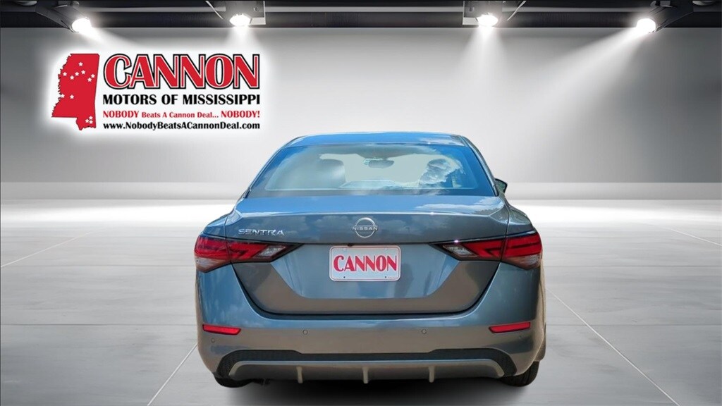 2025 Nissan Sentra S photo 4
