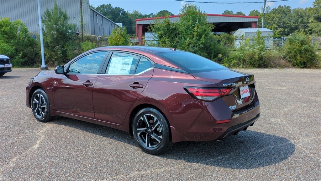 2025 Nissan Sentra SV photo 3