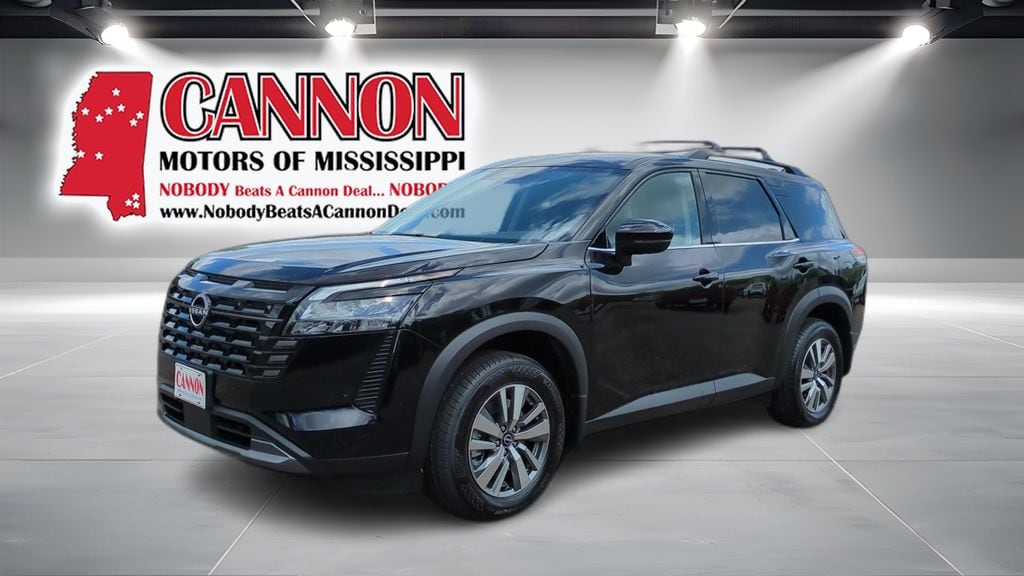 2026 Nissan Pathfinder SL 2WD's photo