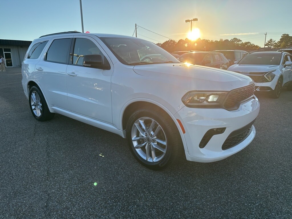 2023 Dodge Durango GT Plus photo 2