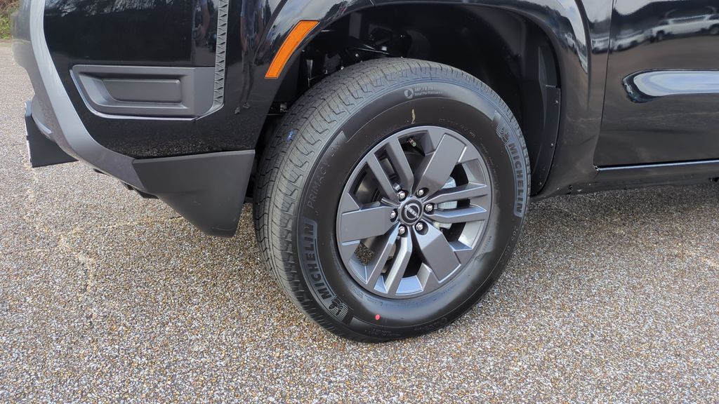 2026 Nissan Frontier SV - Photo 9