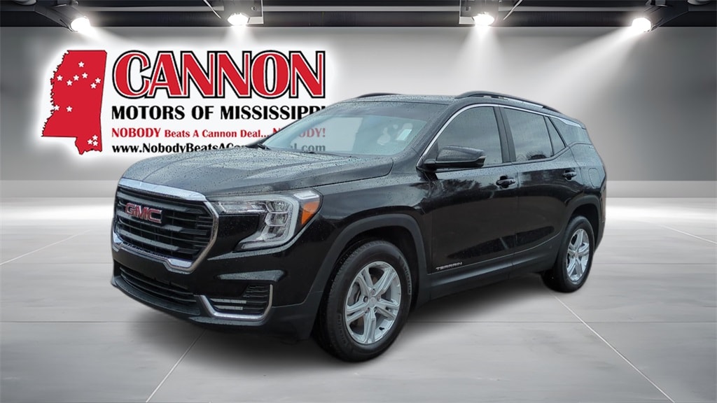 2024 GMC Terrain SLE's photo