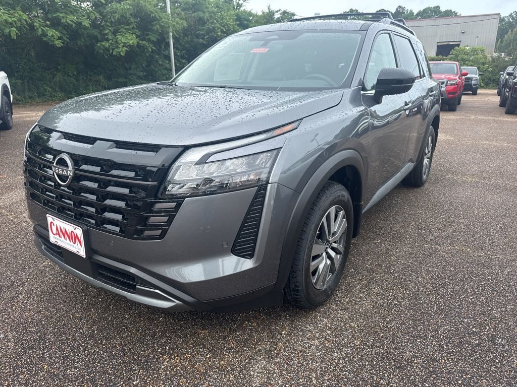 2026 Nissan Pathfinder SL 4WD's photo