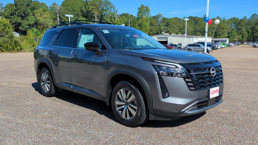 New 2026 Nissan Pathfinder SL SUV
