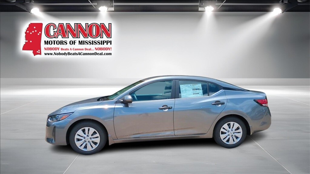 2025 Nissan Sentra S photo 2