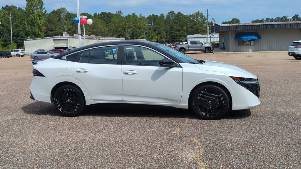 New 2027 Nissan Sentra SR Sedan