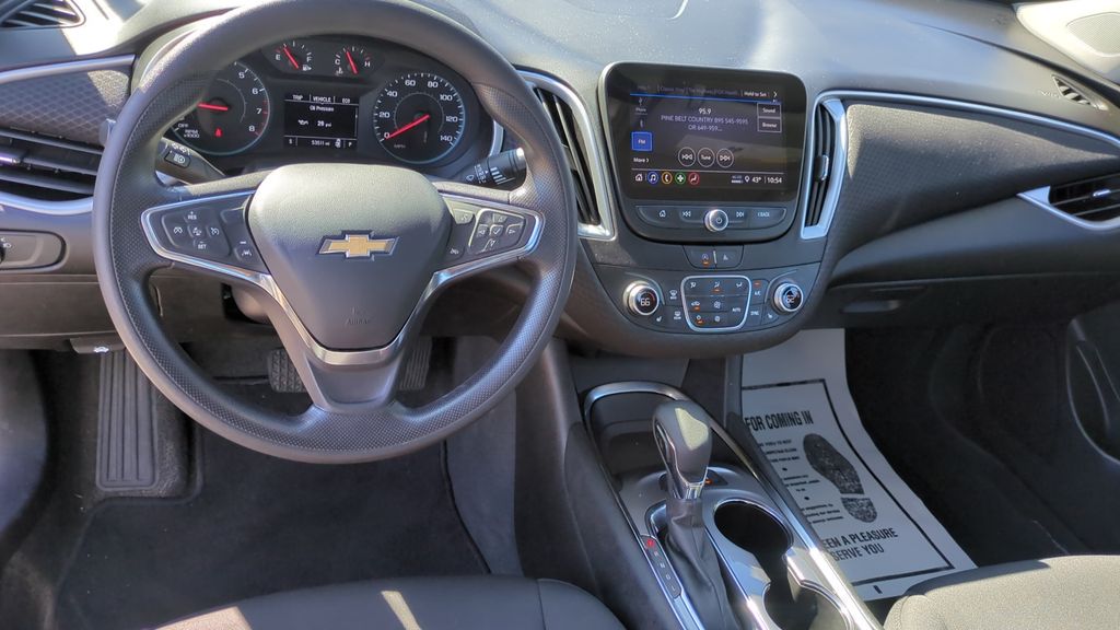 2024 Chevrolet Malibu 1LT - Photo 16