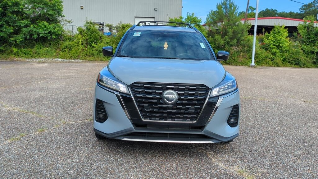 Used 2021 Nissan Kicks SR SUV