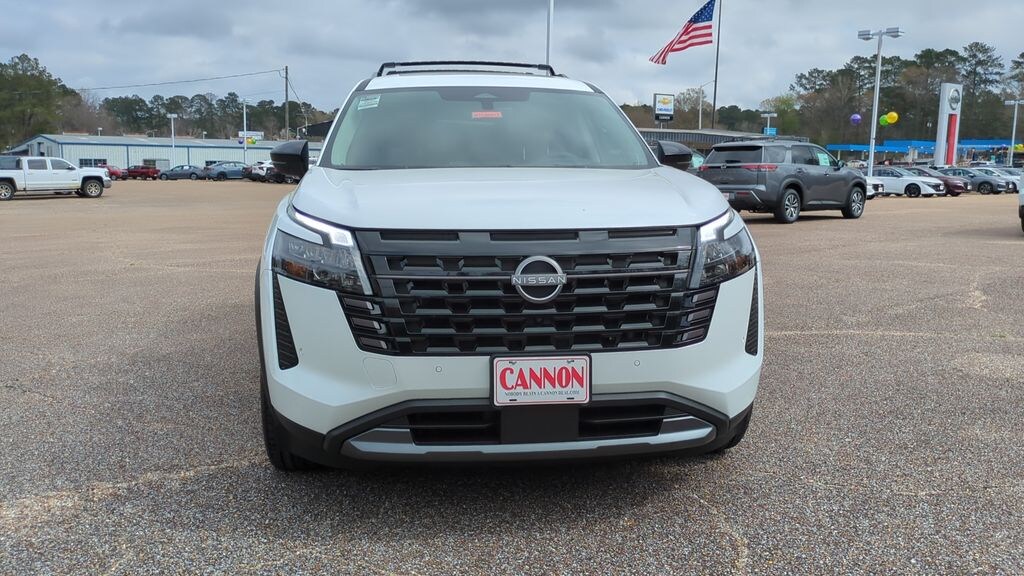 New 2026 Nissan Pathfinder Platinum SUV