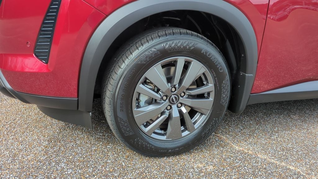 2026 Nissan Pathfinder SV - Photo 10