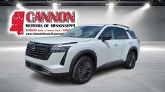 2026 Nissan Pathfinder SL SUV