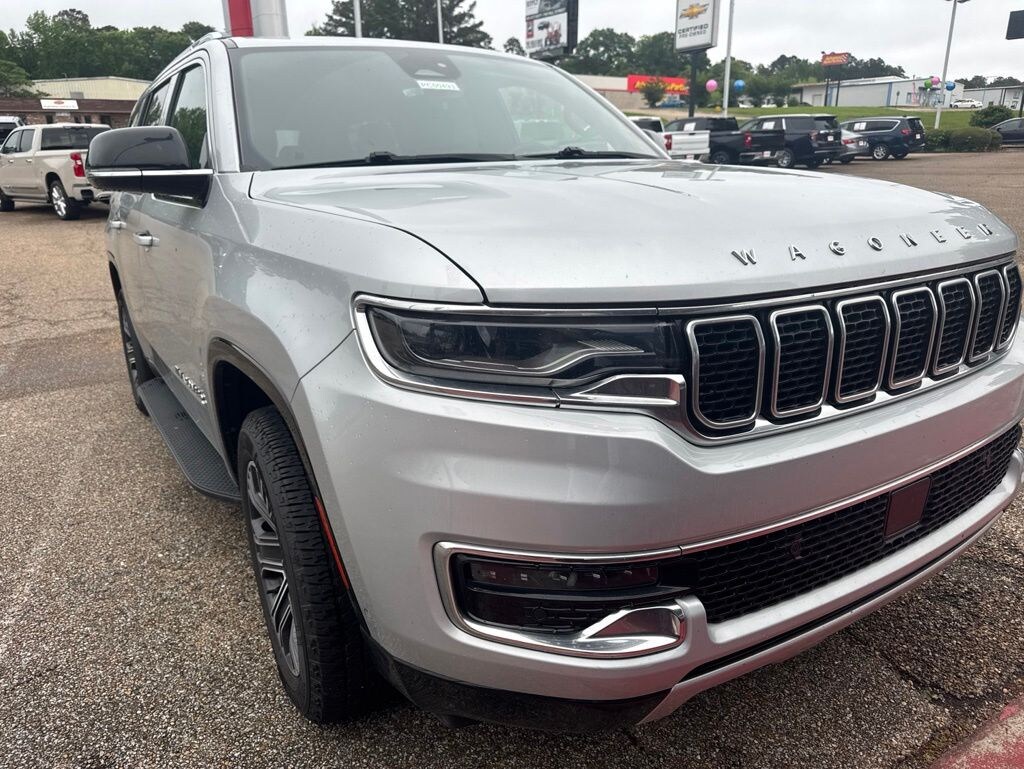 Used 2024 Jeep Wagoneer Series II SUV