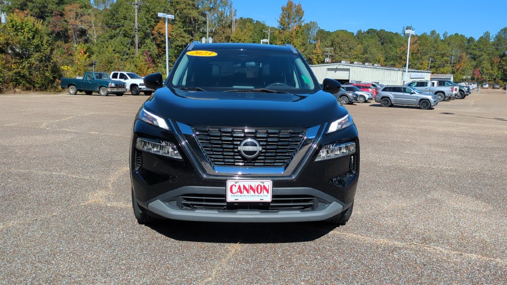 Used 2023 Nissan Rogue SV SUV