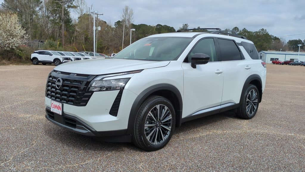 New 2026 Nissan Pathfinder Platinum SUV