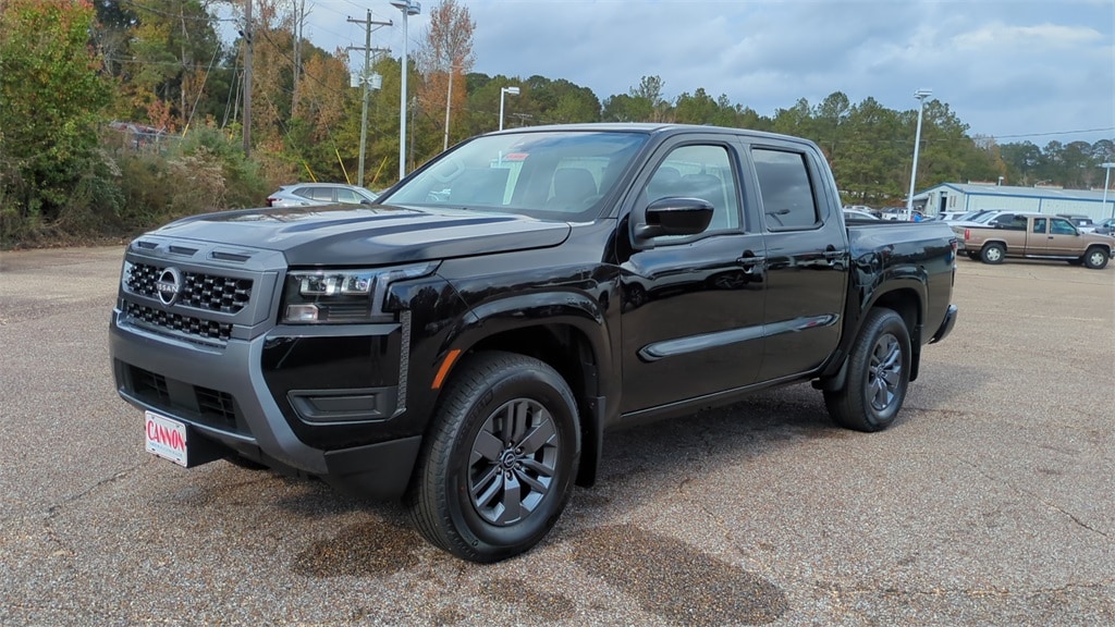 2026 Nissan Frontier SV's photo