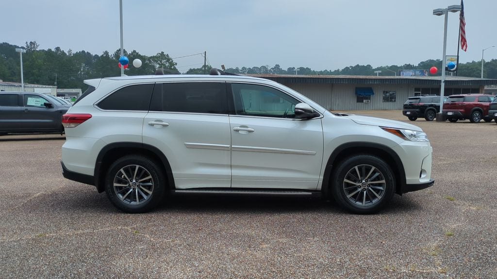 Used 2018 Toyota Highlander XLE V6 SUV