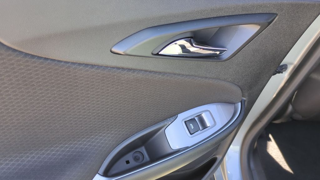 2024 Chevrolet Malibu 1LT - Photo 15