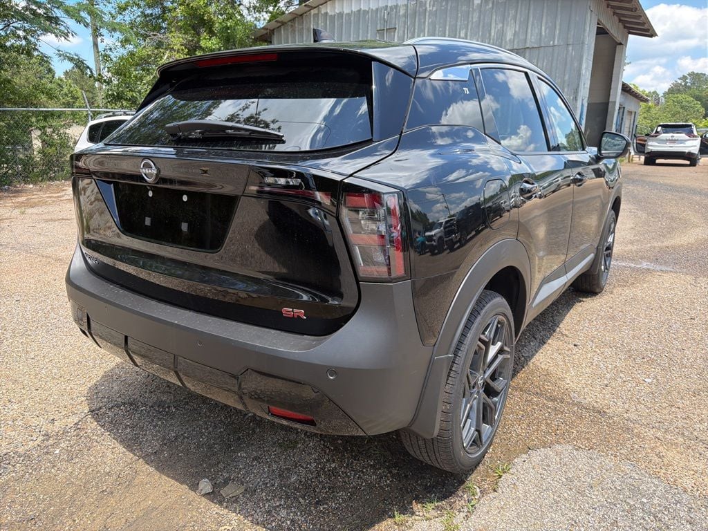 New 2026 Nissan Kicks SR SUV