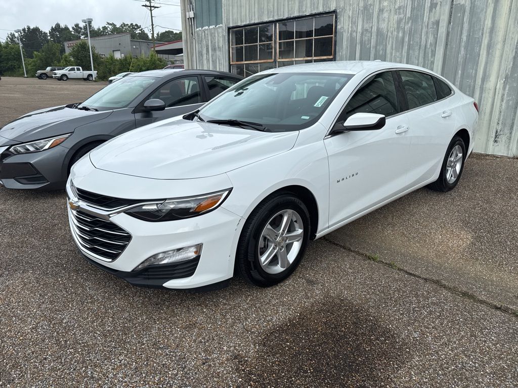 2024 Chevrolet Malibu 1LT's photo