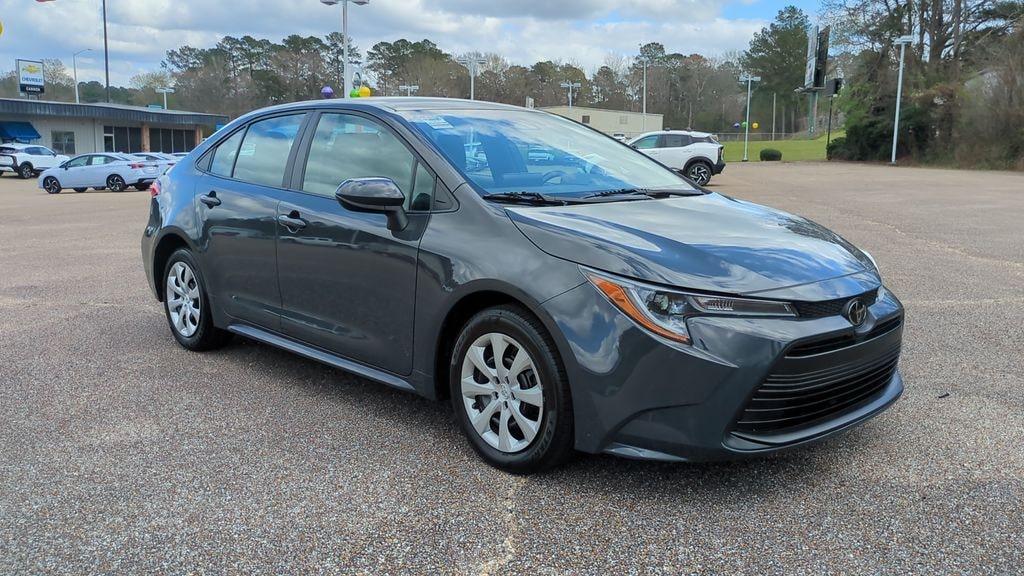 Used 2024 Toyota Corolla LE Sedan