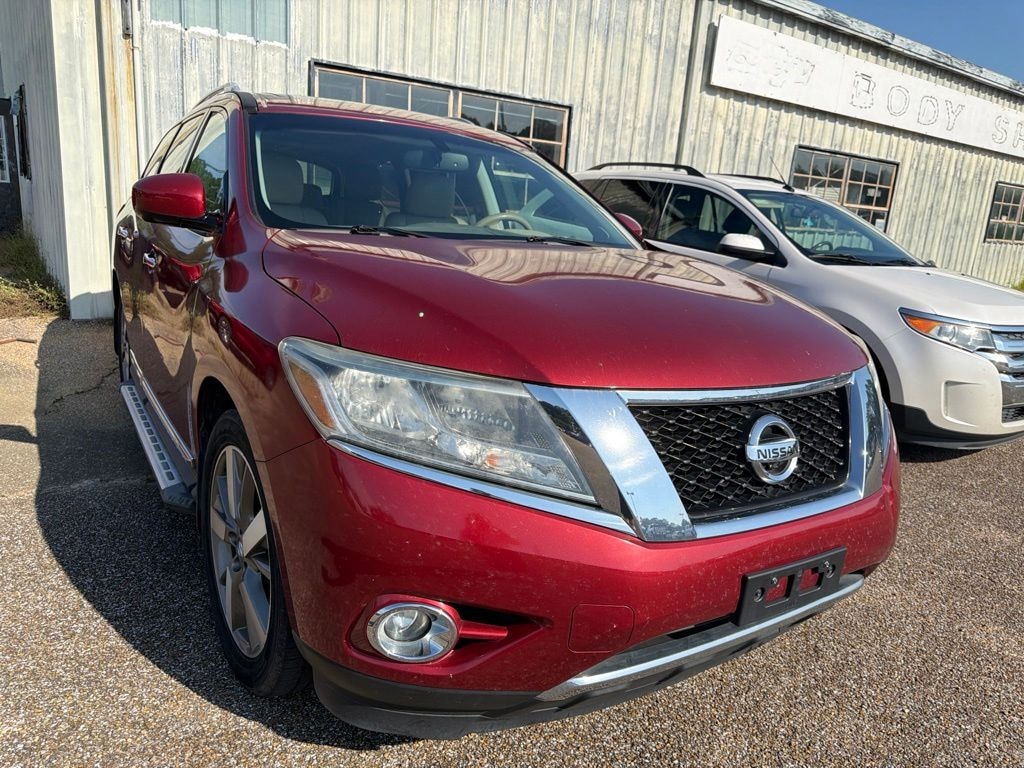 Used 2015 Nissan Pathfinder Platinum SUV