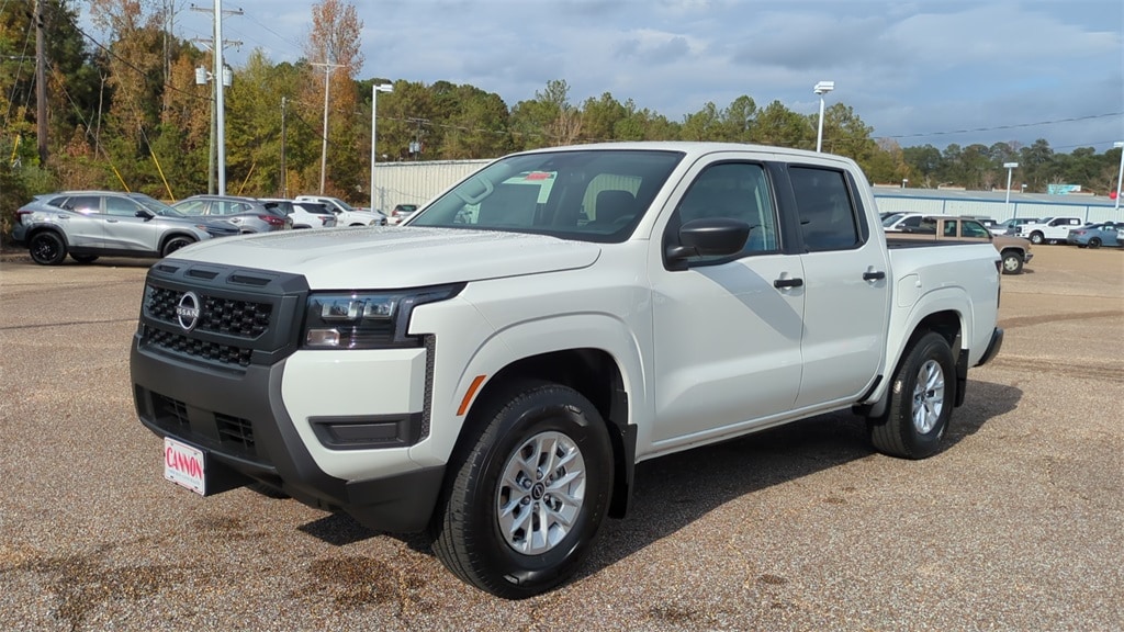 2026 Nissan Frontier S's photo