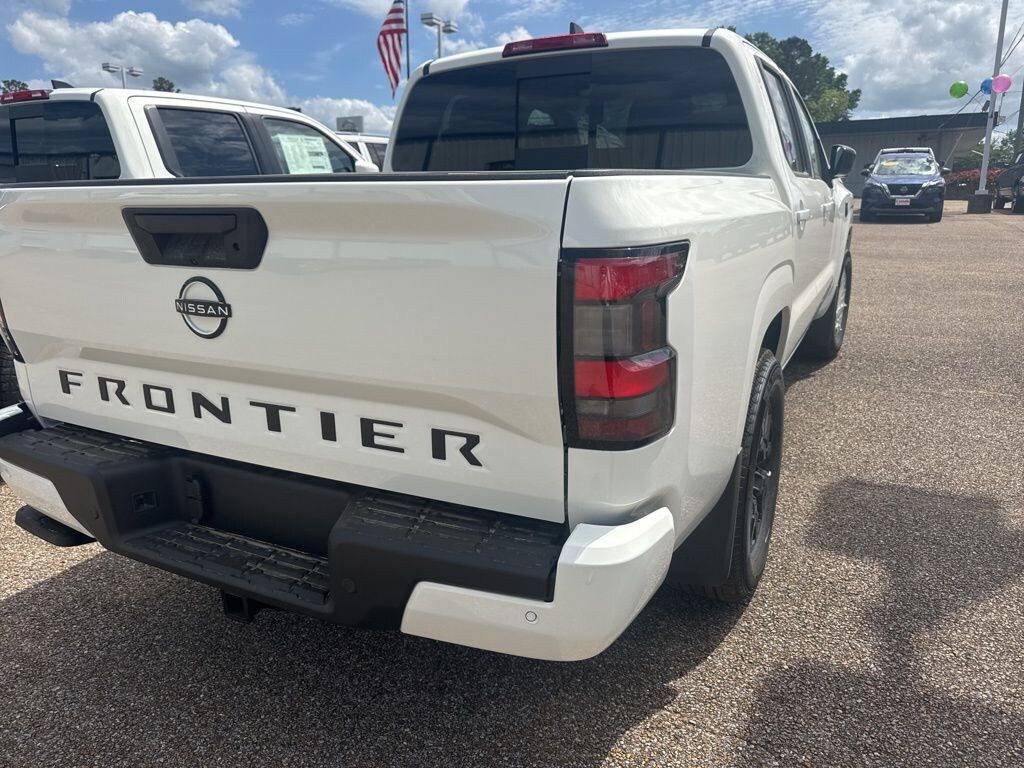 New 2026 Nissan Frontier SV Truck Crew Cab