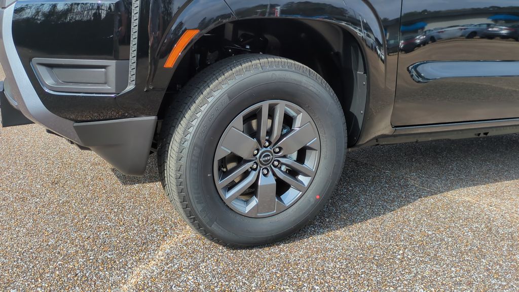 2026 Nissan Frontier SV - Photo 9