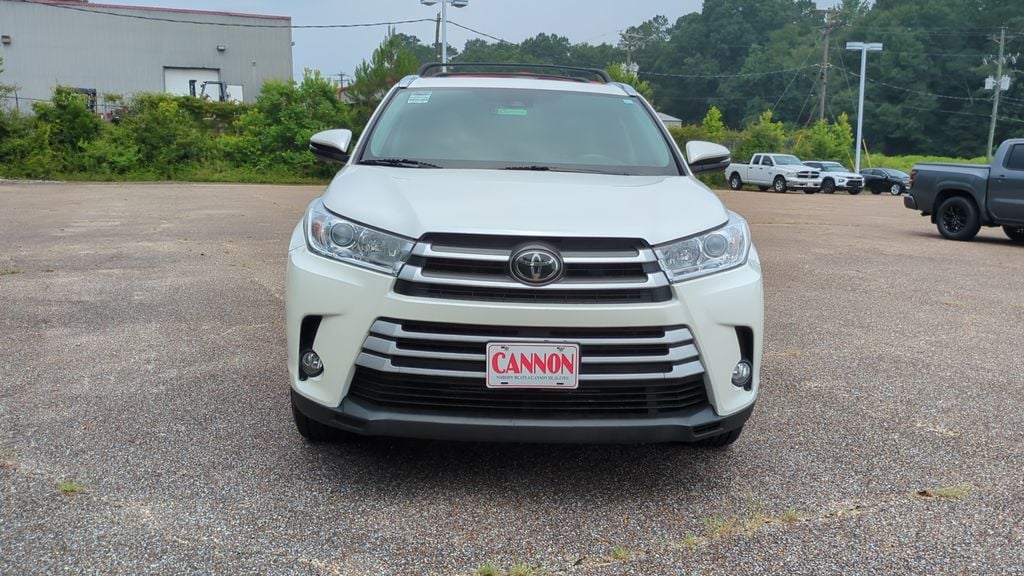 Used 2018 Toyota Highlander XLE V6 SUV