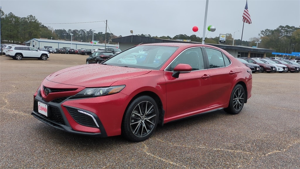 Used 2024 Toyota Camry SE Sedan