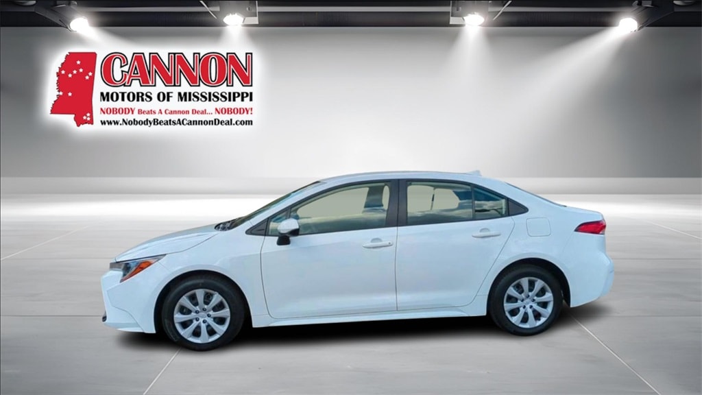 Used 2023 Toyota Corolla LE Sedan