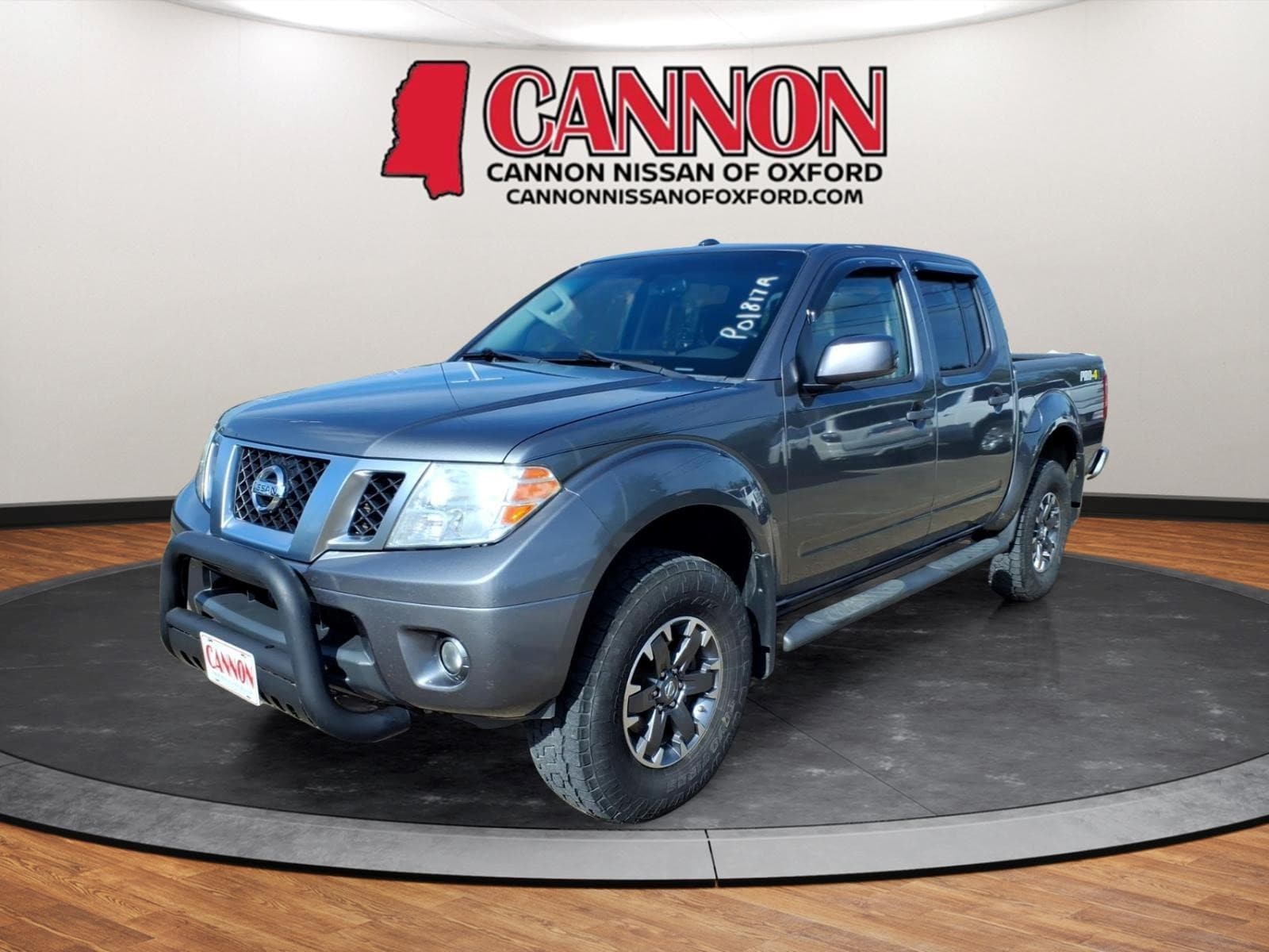 2018 Nissan Frontier 4.0 PRO-4X Crew Cab 4X4 AT's photo